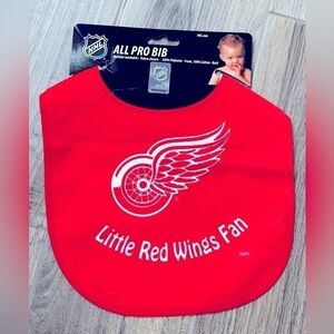 WinCraft NHL Detroit Red Wings All Pro Baby Bib